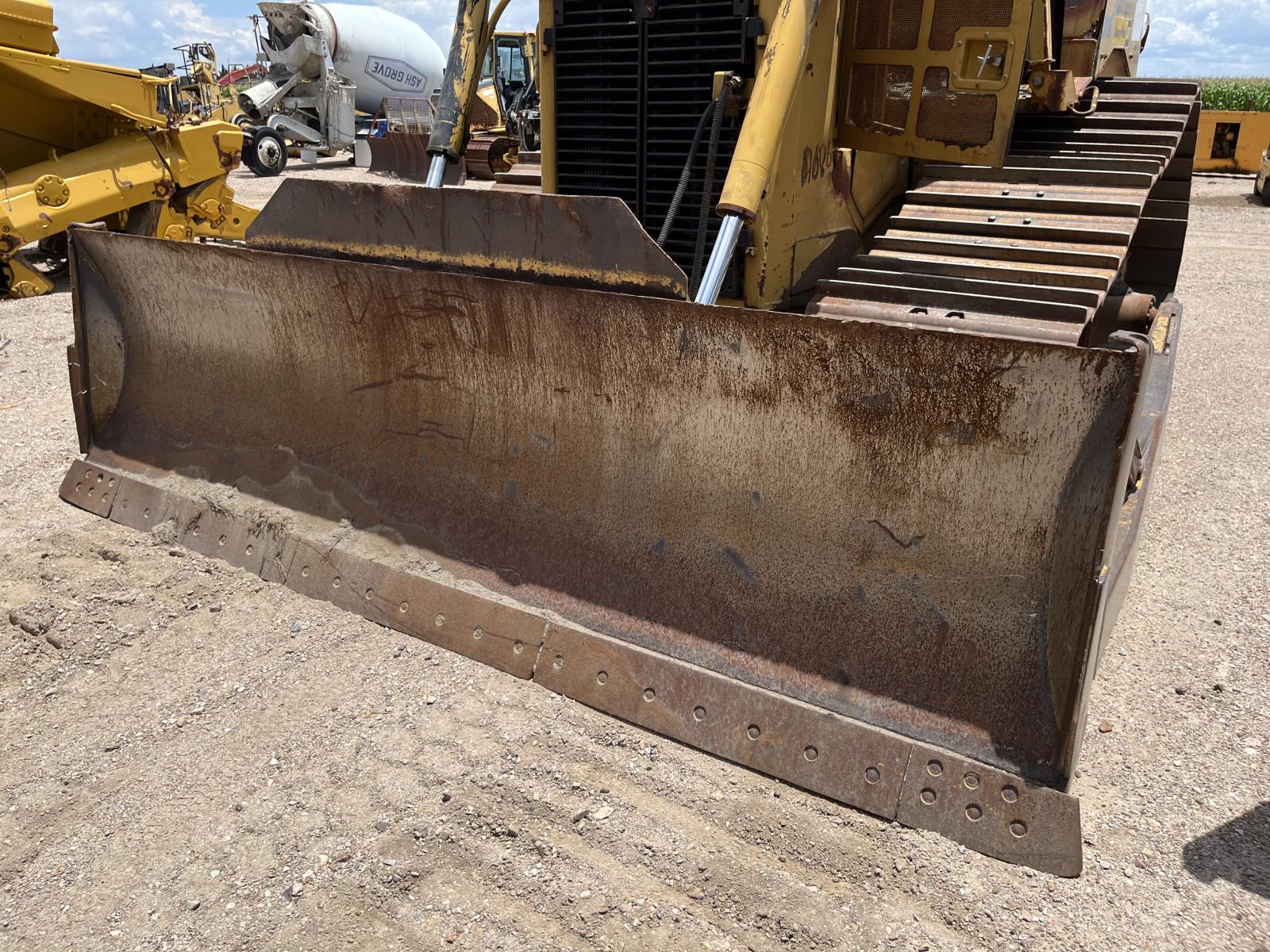 ./imagenes/INVOICE/2019/17765/TOPADOR FRONTAL CATERPILLAR D6T PARA PARTES (6).JPG